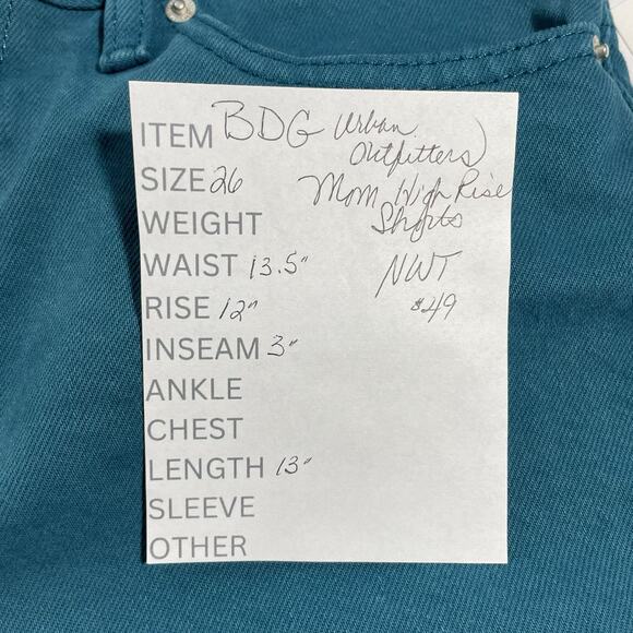 BDG Women’s Mom High Rise Shorts Size 26 Turquoise Blue Denim Rolled Cuff NEW - Picture 8 of 8